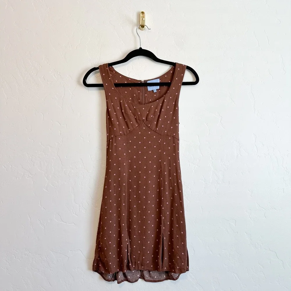 Reformation x Devon Lee Carlson | Cher Sleeveless Polka Dot Mini Dress Brown - Picture 6 of 9